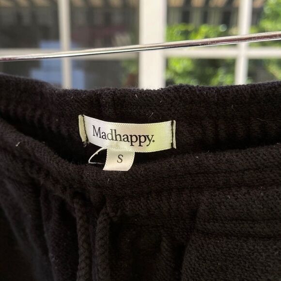 MadHappy Classic Black Universal Sweatpants - Picture 6 of 9